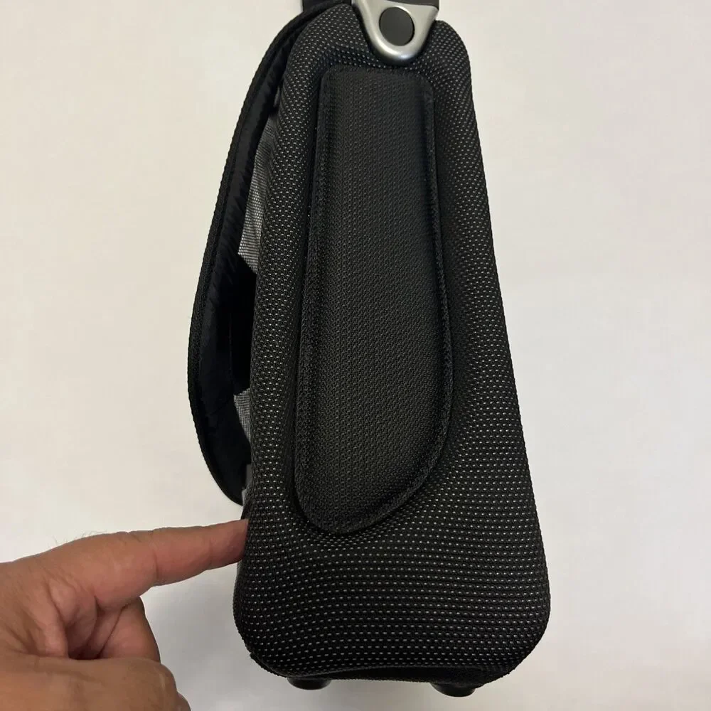 TUMI T3 Men's Women's Apex Travel Tote Shoulder Bag Strap Black Classic Style